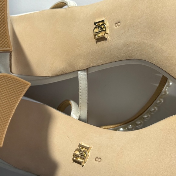 Badgley Mischka Womens Amora White Pearl Satin Ankle Strap Size 8 new - Picture 12 of 15